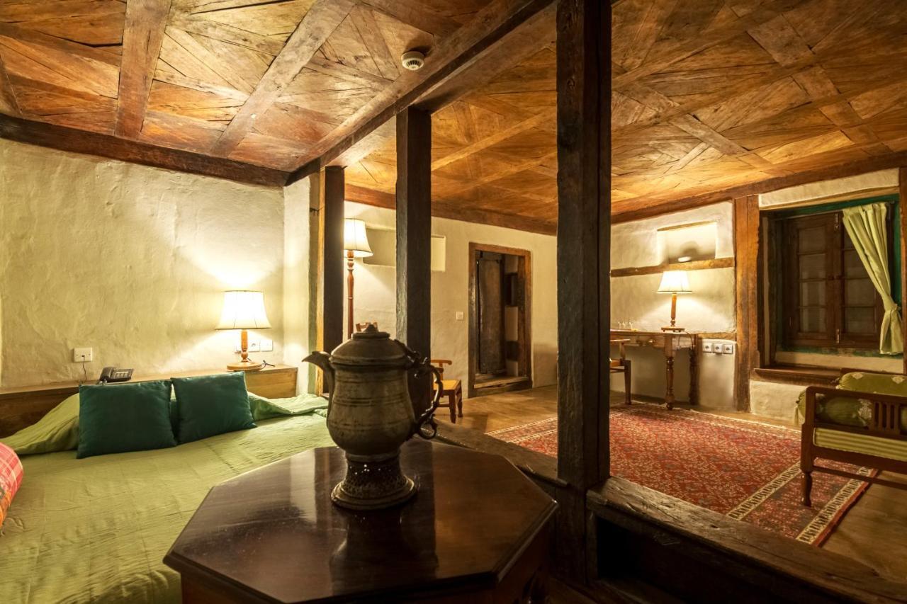Serena Khaplu Palace Esterno foto