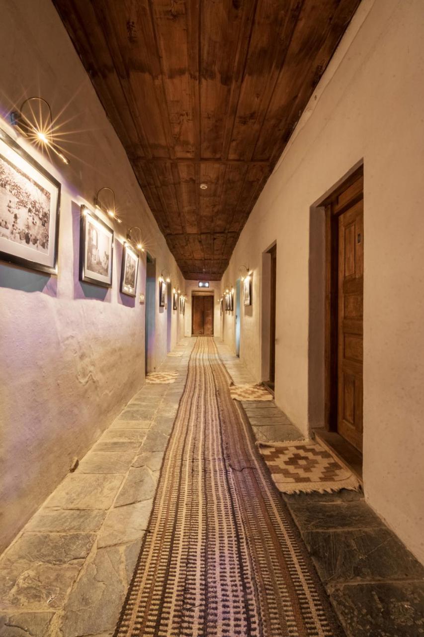 Serena Khaplu Palace Esterno foto